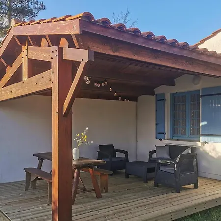 4 Bedroom In Laiguillon La Presquile Holiday home