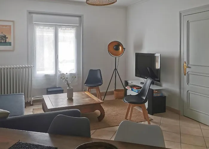 4 Bedroom In La Presqu' * L'Aiguillon-la-Presqu'ile