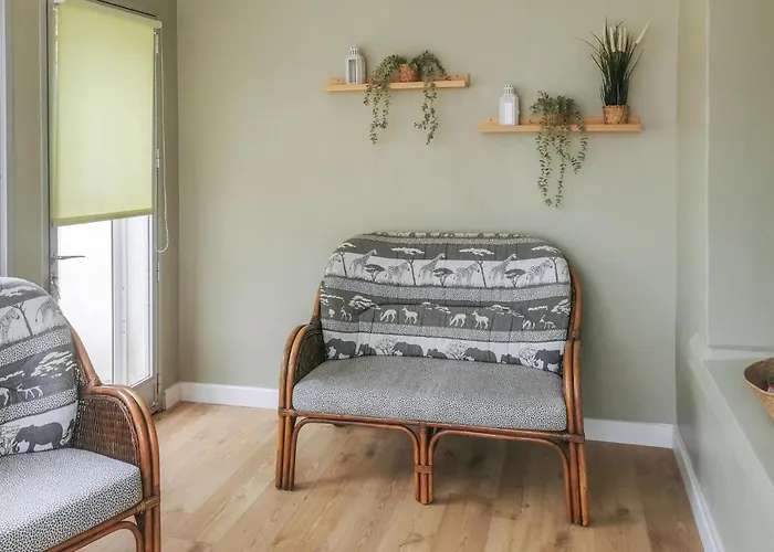 4 Bedroom In La Presqu' Semesterbostad